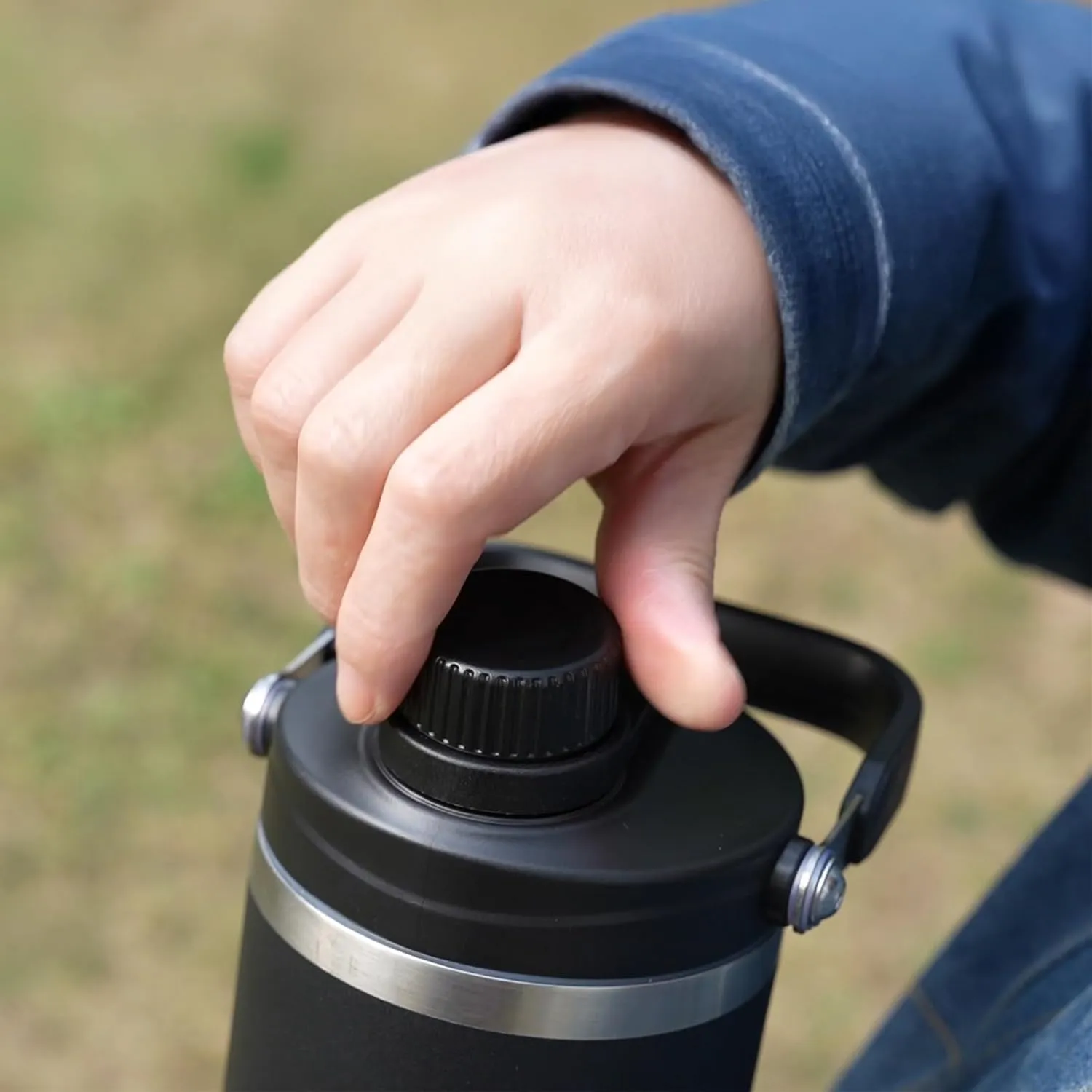 50 oz Stainless Steel Water Bottle with Spout Lid & Handle, Insulated Large Hydration Bottle for Cold & Hot Drinks, Leak-Proof Metal Tumbler for Travel, Gym, and Outdoor