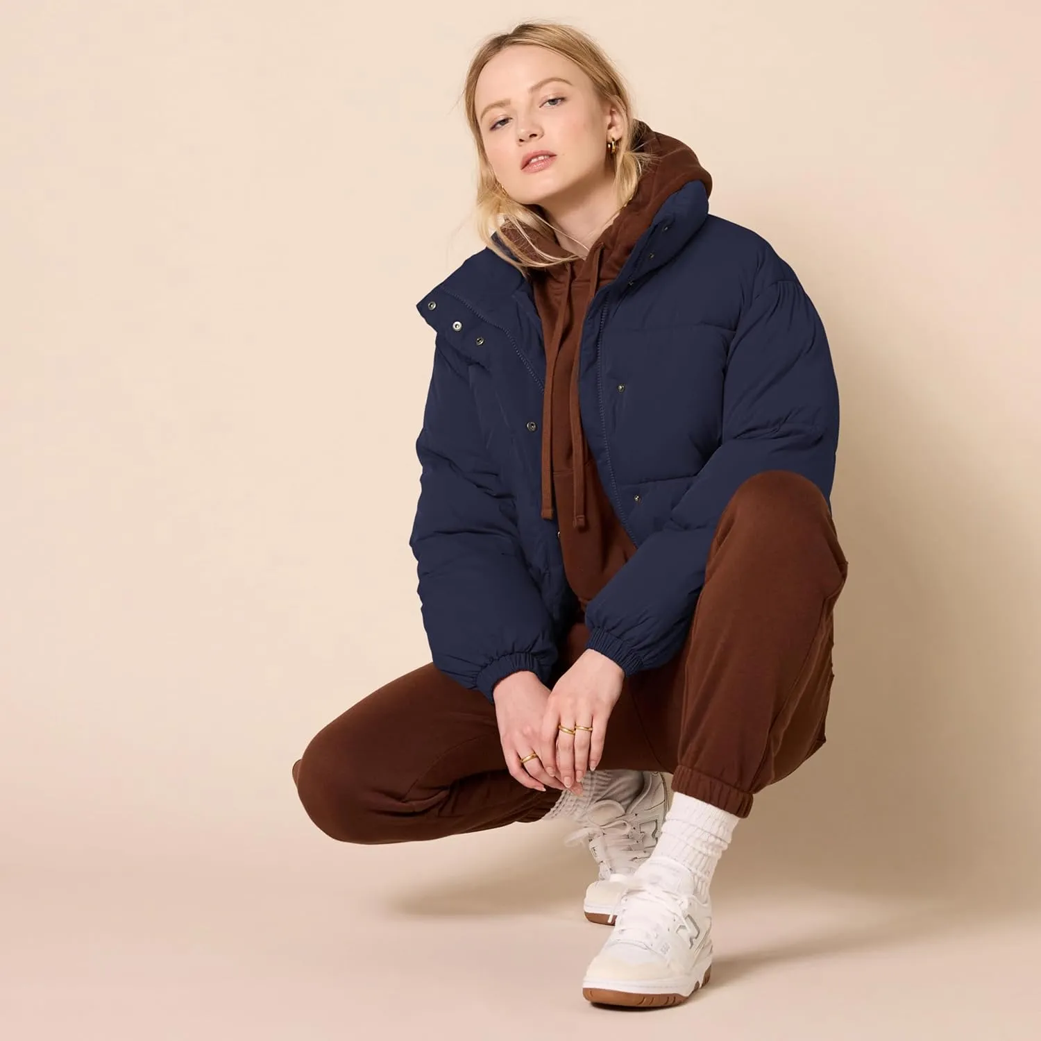 Amazon Essentials Women's Cropped Full-Zip Puffer Jacket (Quilted Matte or Sherpa Fleece)