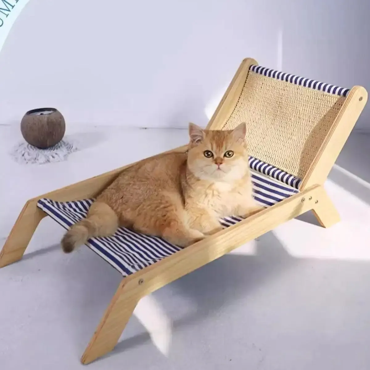 Cat Hammock Bed Summer Recliner with Scratch Post & Breathable Fabric