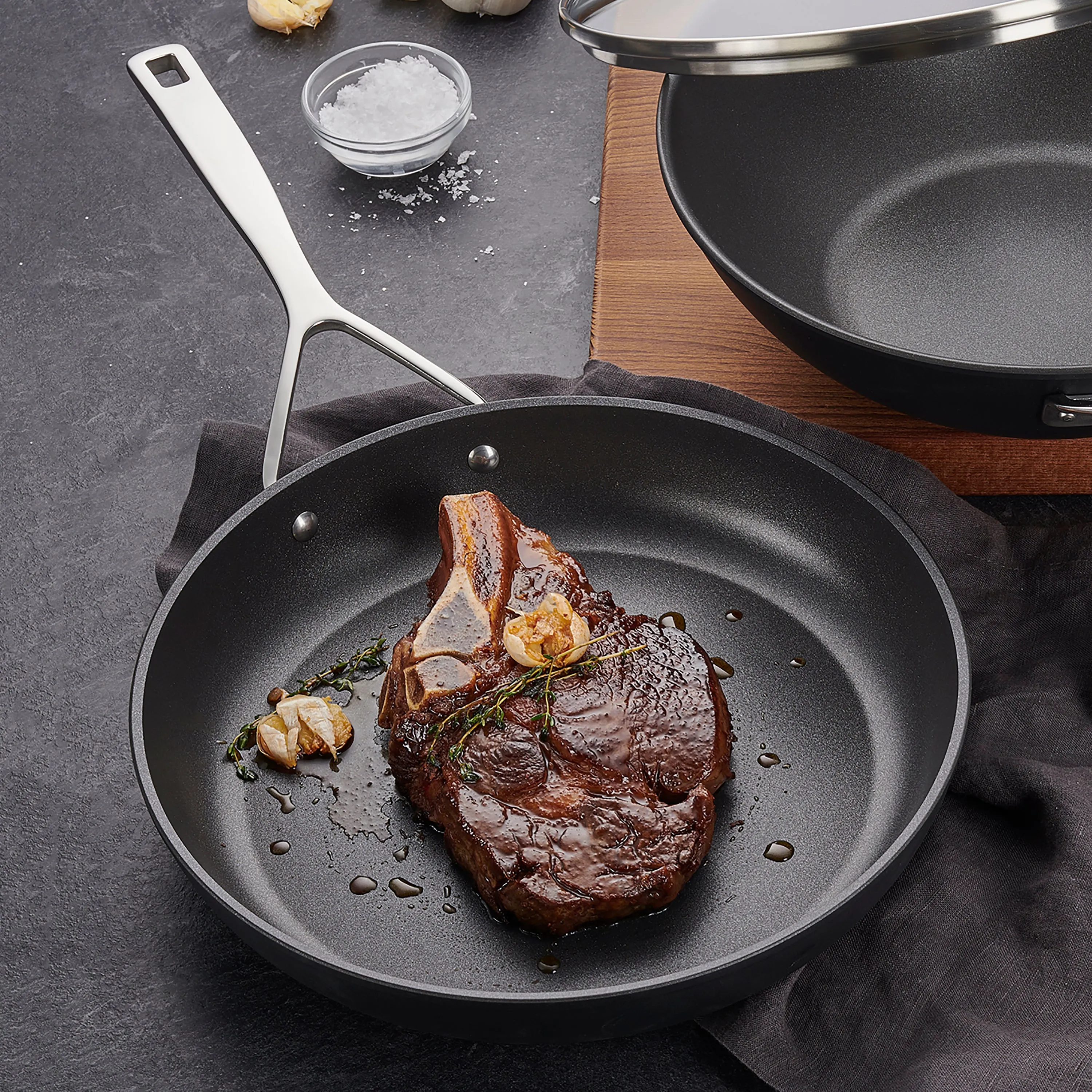 Demeyere AluPro 8" Nonstick Fry Pan