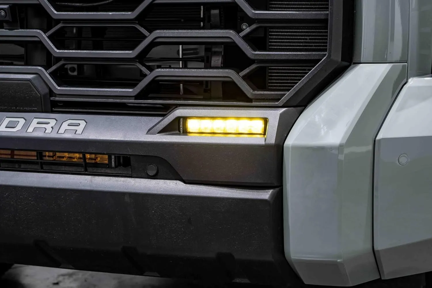 Diode Dynamics SS6 LED Fog Light Kit compatible with Toyota Tundra 2022-2025, Amber