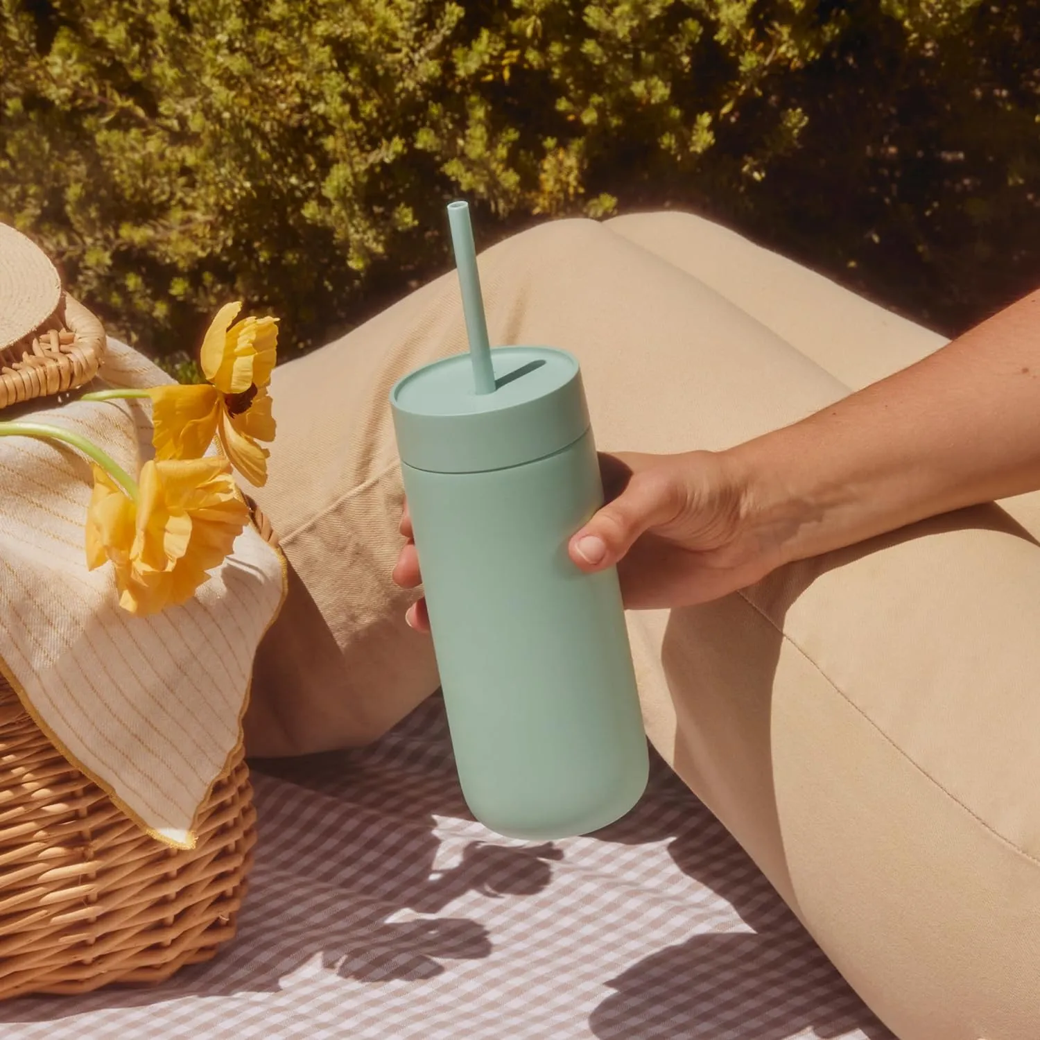 Fellow 20 oz Carter Cold Water Bottle for Water, Iced Tea, Coffee, Smoothies, Iced Coffee & more - Stainless Steel Vacuum-Insulated Iced Coffee tumbler with Spill Resistant lid and straw - Matte Grey