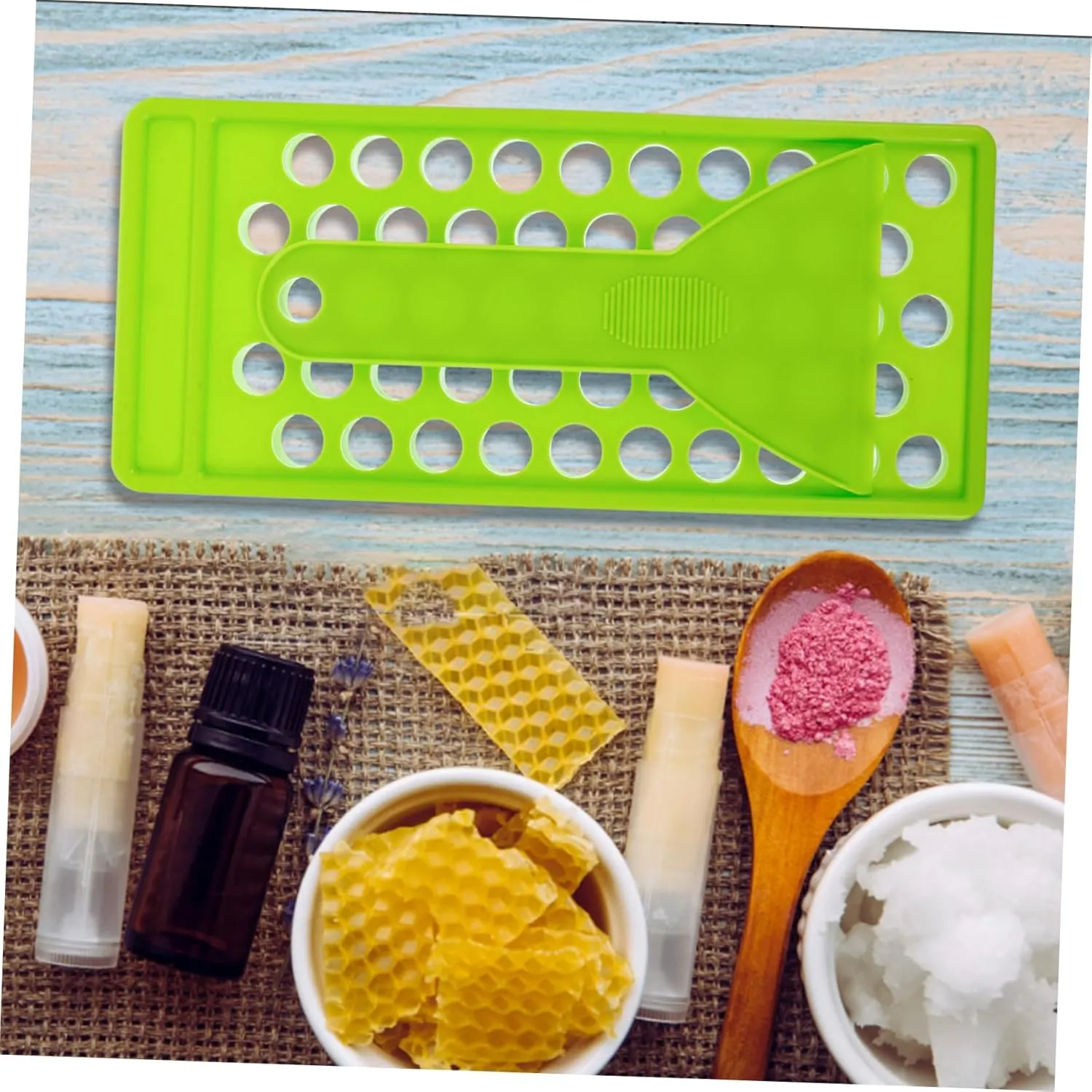 Housoutil 2pcs Lip Gloss Filling Tray Kit with Spatula Crafting Tool for Lipstick Ointments Creams and More Compact for Easy Use and Fun Projects