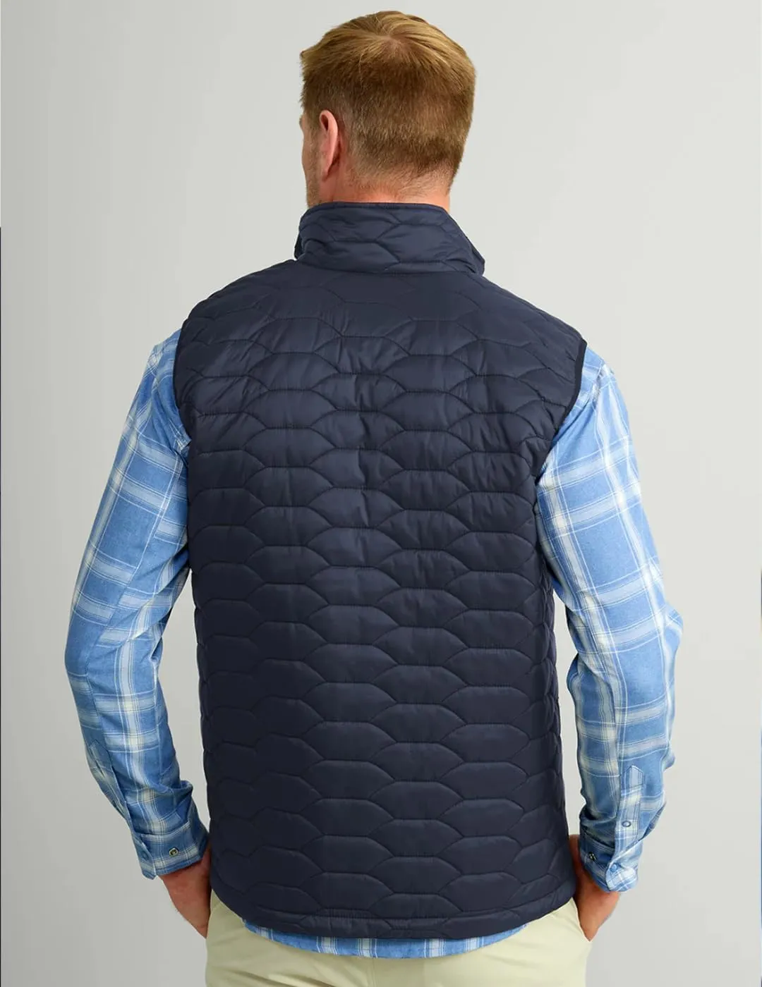 HUK Men's Scale, DWR Insulated Performance Fishing Vest
