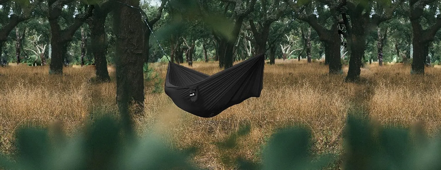 Hurley Duo Camping Hammock - 2 Person Portable Hammock for Camping, Heavy Duty Hammock, Parachute Nylon Fabric - Camping Accessories for Outdoor Activities - Holds Up to 400lbs, Cocoa/Blue, 118 x 79
