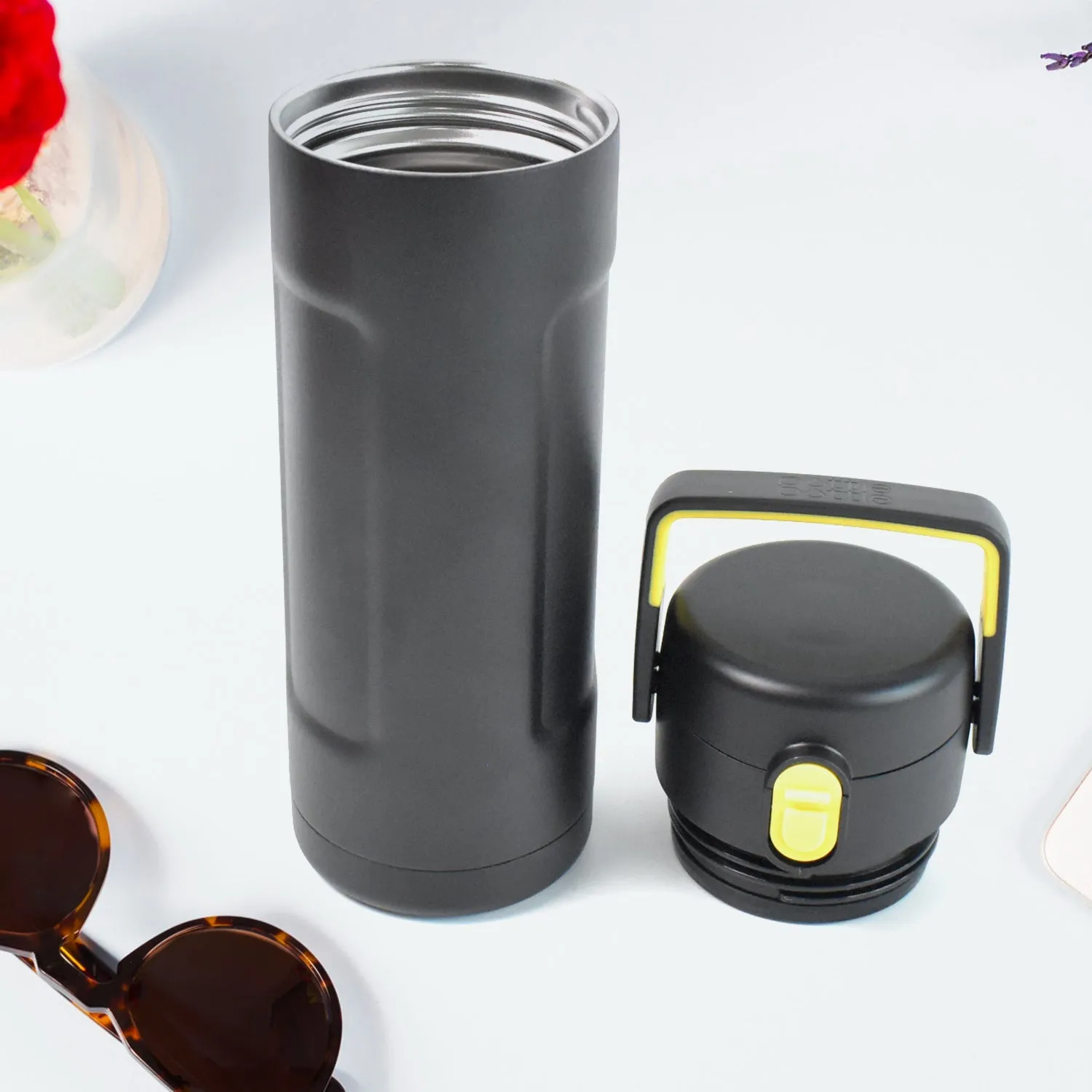 Insulated Water Bottle - Vacuum Sealed, Leak Proof, BPA Free - Perfect for Hot & Cold Beverages