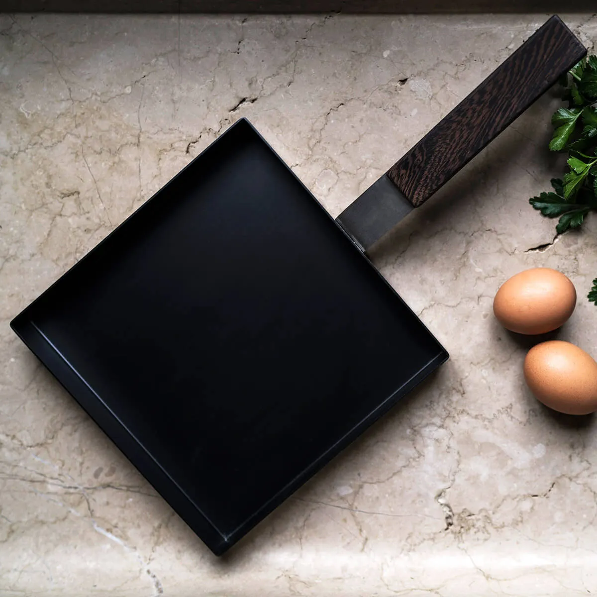 KnIndustrie The omelette tamagoyaki 21 x 21cm. - 8.26 x 8.26 in.
