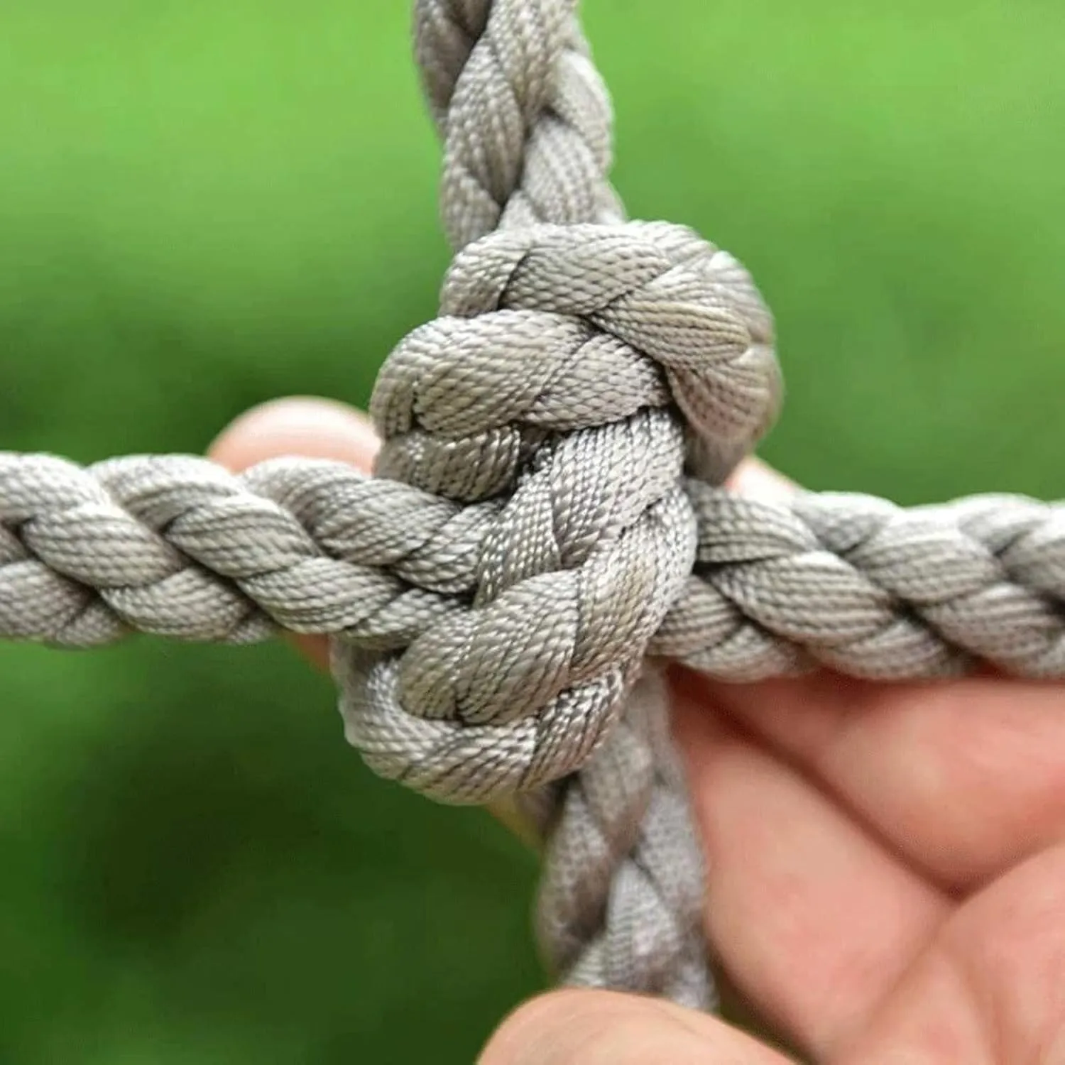 Polyester Rope Playground Climbing Net, Safety Protection Net, Heavy Duty Climbing Net Climbing Cargo Rope Net for Outdoor, Rope Ladder, Swingset, Treehouse(Size:2Mx4M(6.6FTx13.1FT))