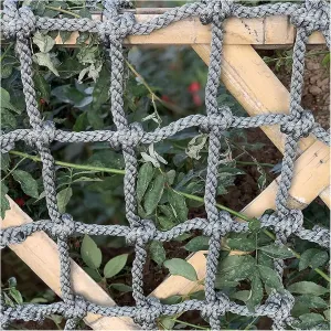 Polyester Rope Playground Climbing Net, Safety Protection Net, Heavy Duty Climbing Net Climbing Cargo Rope Net for Outdoor, Rope Ladder, Swingset, Treehouse(Size:2Mx4M(6.6FTx13.1FT))