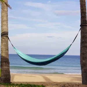 Portable Hammocks Parachute Lightweight Nylon Portable Hammock, Travel Courtyard Backpack Beach Double Camping Hammock Backpack Hammock for Outdoor(Blue)