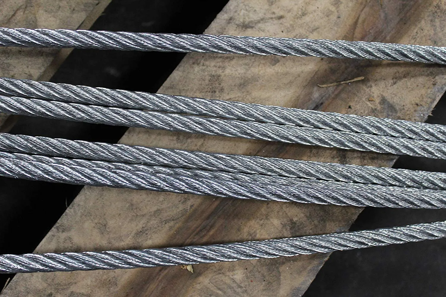 Single Leg Wire Rope Sling | 2.5 Ton Vertical Rated Capacity | Flemish Eye Loop to Heavy-Duty Thimble | 1/2" Dia. | 5' Length | EIPS 6x25 IWRC | Hanes Supply (HSI) Heavy Duty Rigging Cable