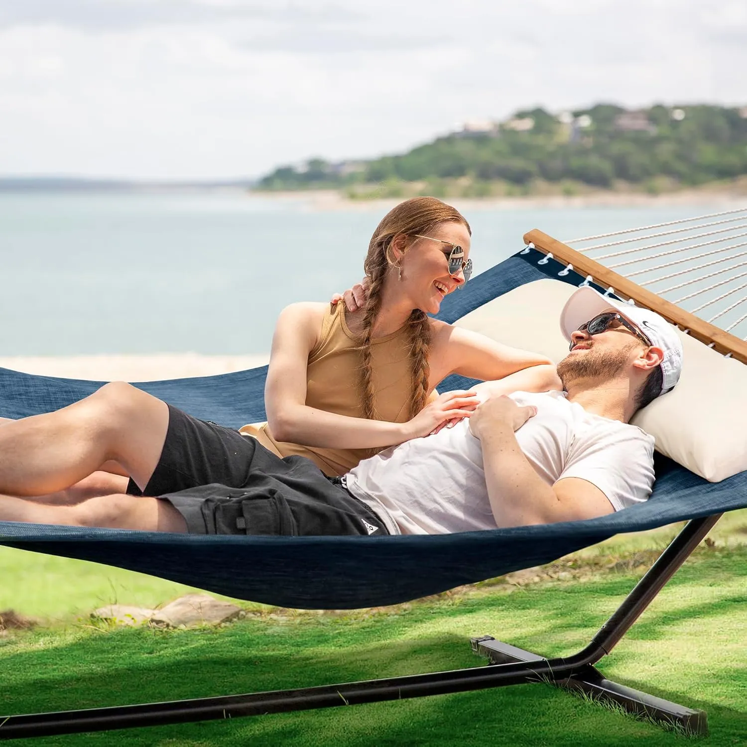 SUNCREAT Hammocks for Outside with Stand, Quick Dry Two Person Hammock with Head Pillow, 450 lbs Capacity, Navy