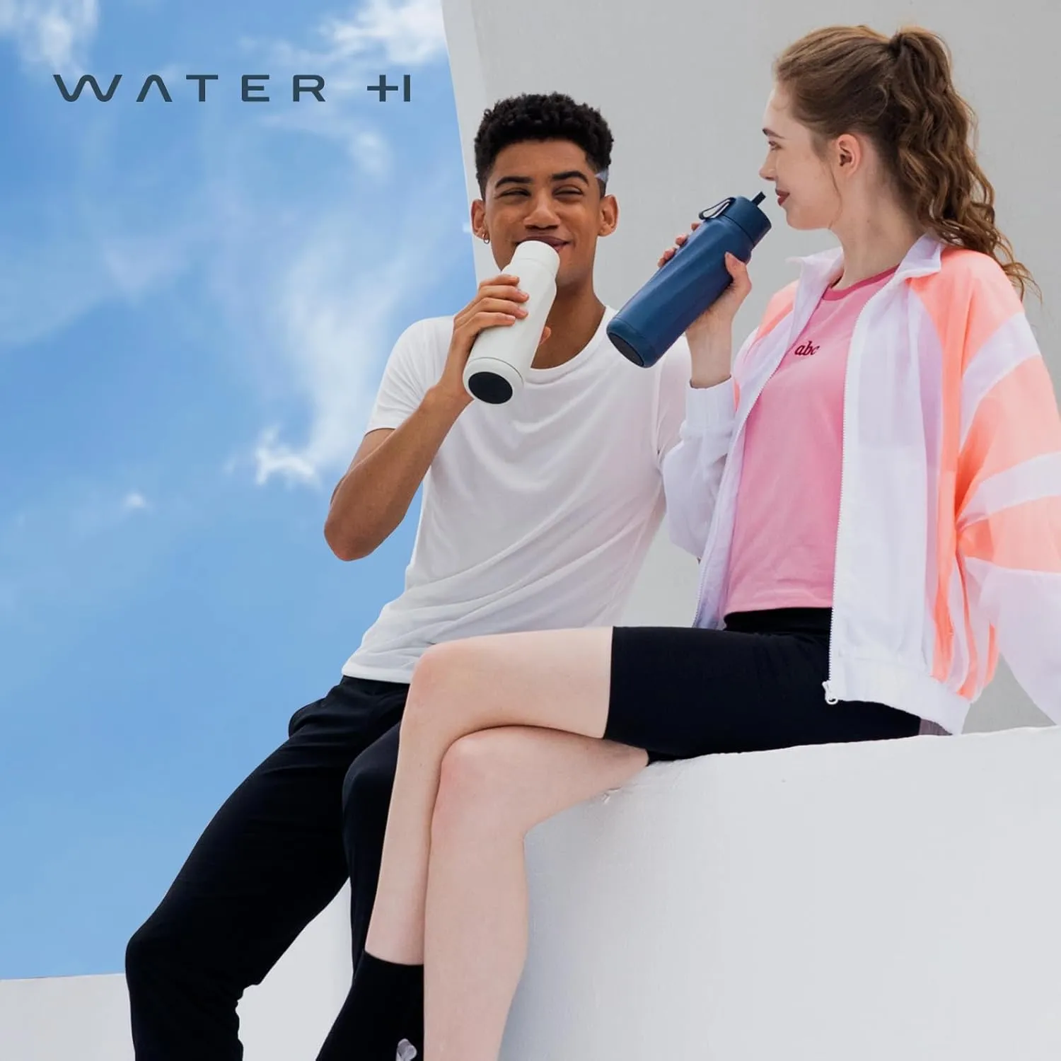 Vita Smart Water Bottle with Reminder to Drink Water, BPA-Free Vacuum Insulated Water Bottles with Filter & Straw, Bluetooth Intake Water Tracking Bottle, Ideal for Gift (18 oz)