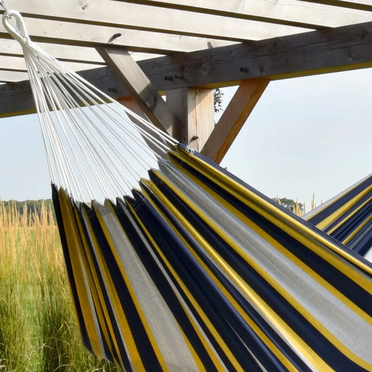 Vivere Brazilian Style Double Cotton Hammock with Polyester End Strings, 450 lb Weight Capacity (Serenity)