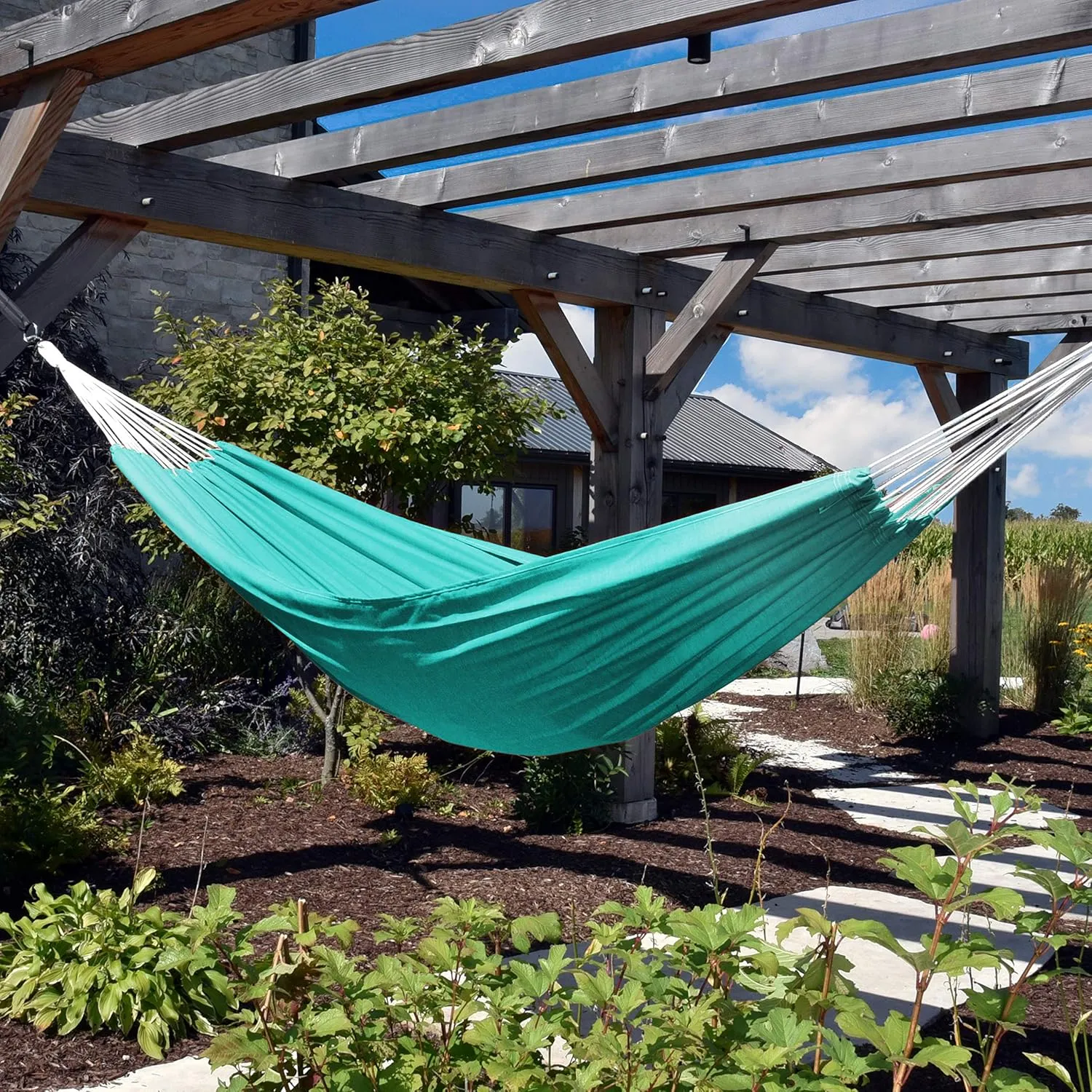 Vivere Double Brazilian Fade and Weather-Resistant Hammock - 450 lb Weight Capacity